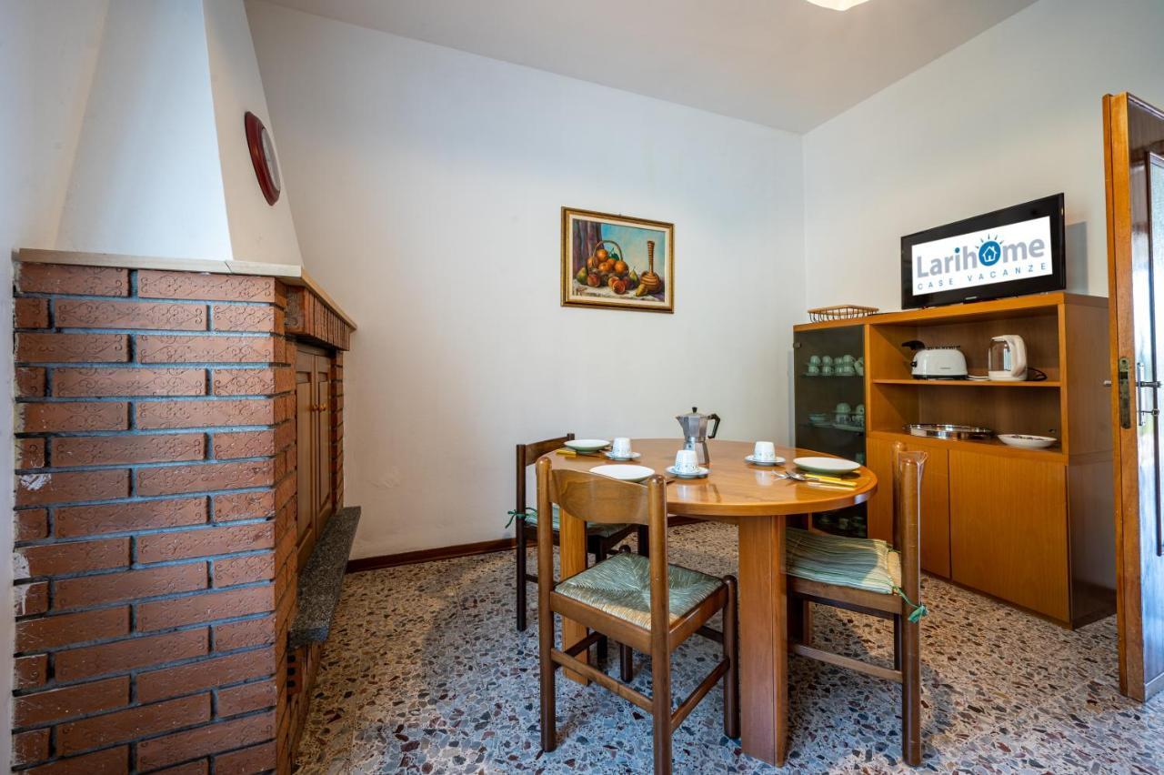 Lake View Apartment With Balcony And Parking - Larihome A25 Джера Ларио Екстериор снимка